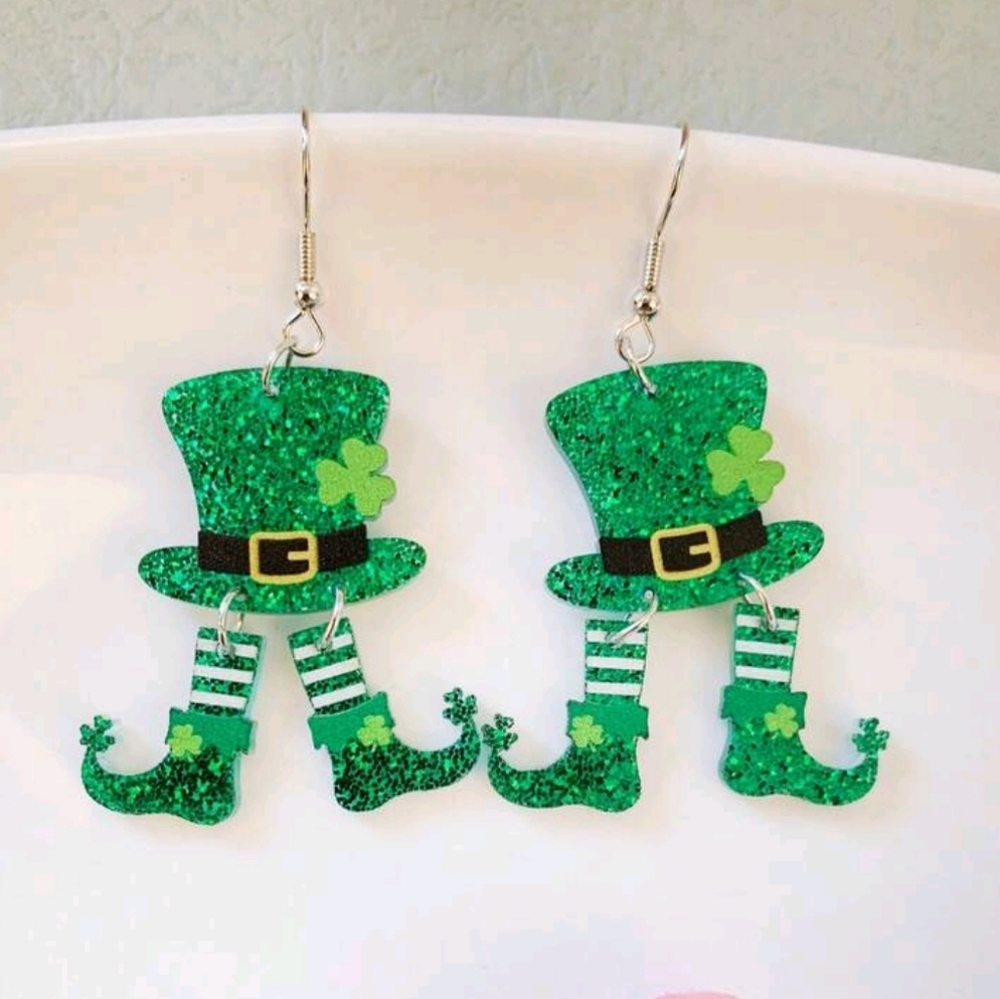 Green Glitter Leprechaun Earrings